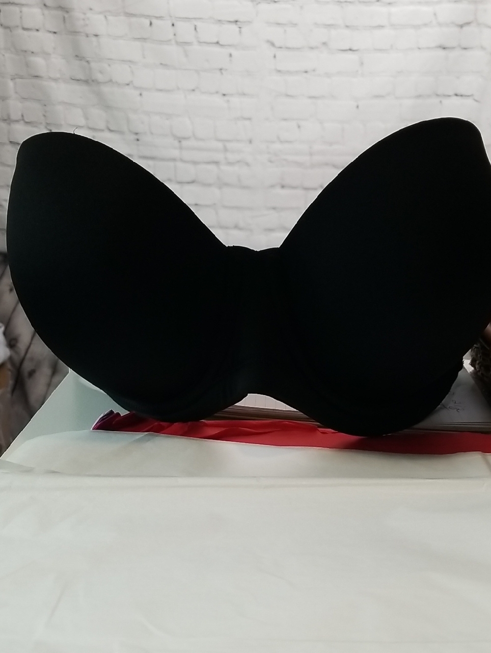Wacoal Black Strapless Bra 38D